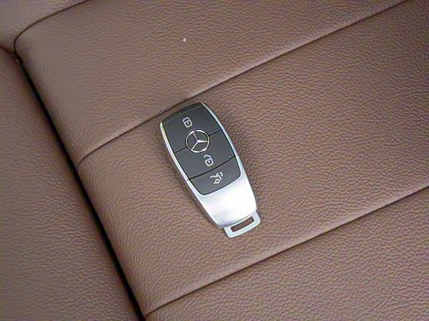 2025�� GLB 220 ������