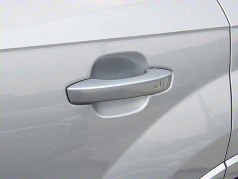 2025�� 55 TFSI quattro S line�˶���