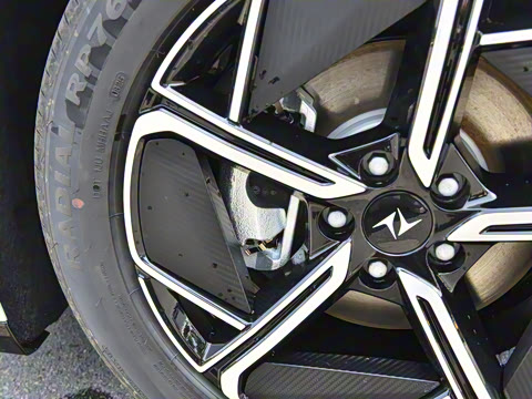 2025�� ���� 230AirѲ����