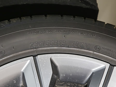 2025�� 100������Plus����