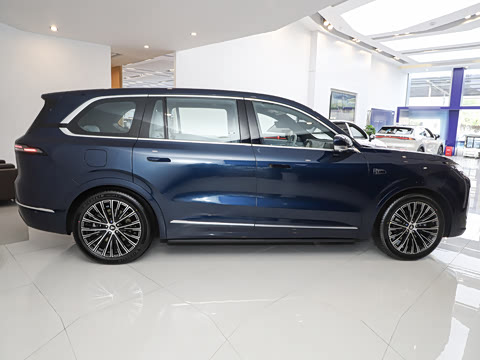 2025�� ����Ultra+