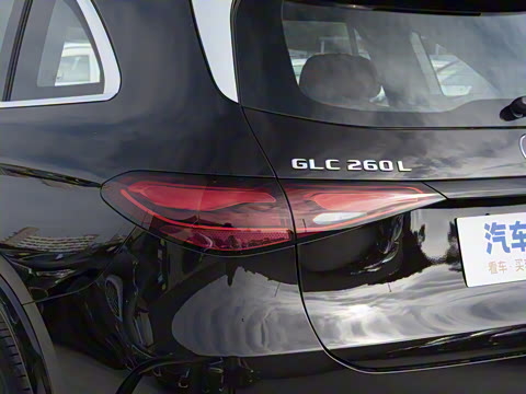 2025�� GLC 260 L 4MATIC ������