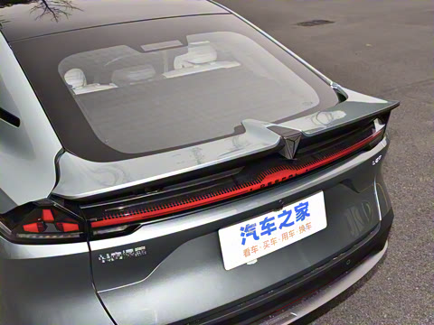 2024�� 300Max���̰�