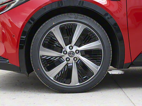 2025�� 630 MAX���а�