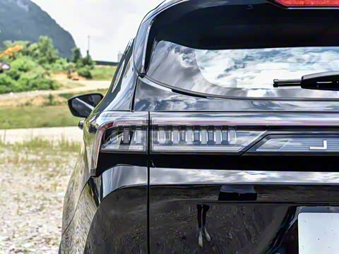 2025�� 1.5T ��Ӣ�� 5��