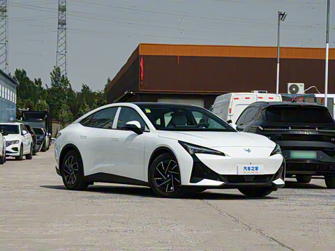 2025�� 560PRO 185kW