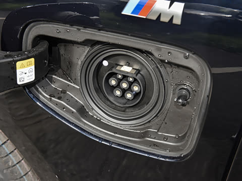 2024�� eDrive 35L ������ M�˶���װ