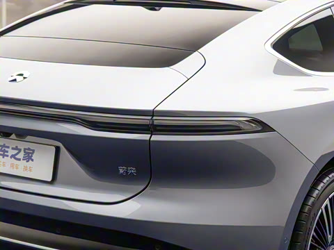 2025�� 102kWh �׷�������