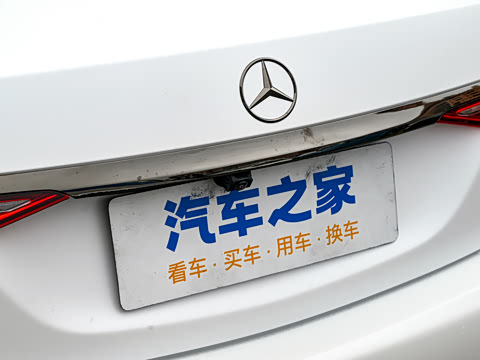 2025�� �Ŀ� S 680 4MATIC ��ҹ��