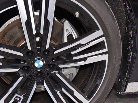 2023�� 740Li ������ M�˶���װ