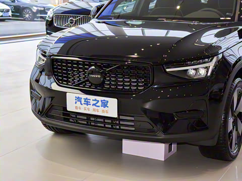 2025�� B4 ������Զ��ҹ�ڰ�