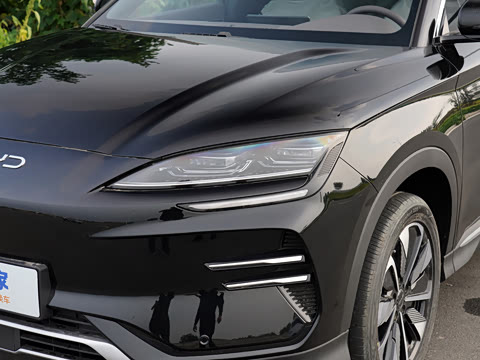 2025�� EV 520km �����