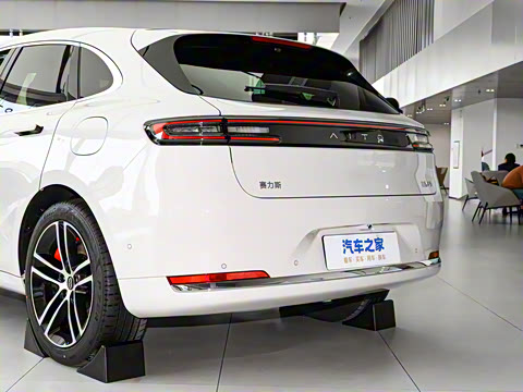 2025�� ����   Ultra ������