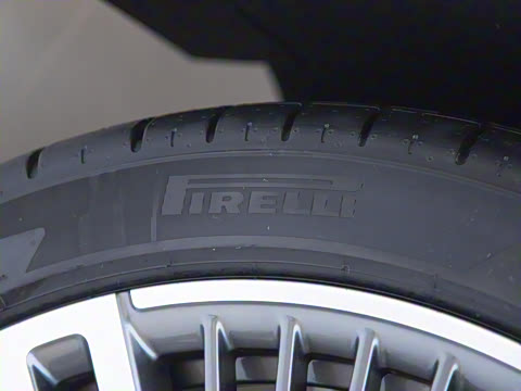 2025�� 102kWh �׷�������