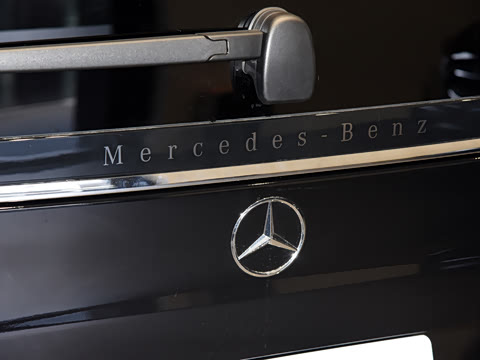 2024�� V 300 L ����������