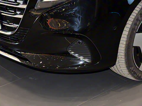 2024�� V 300 L ����������