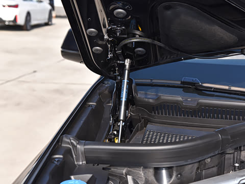 2023�� xDrive 40Li M�˶���װ