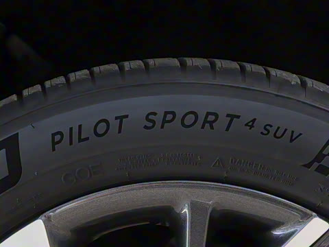 2025�� 2.5T ����������