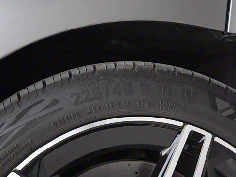 2024�� �Ŀ� CLA 260 4MATIC ���ܳ�