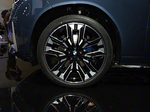 2025�� xDrive30L ������ M�˶���װ