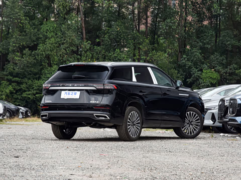 2025�� 2.0T ˫������������� 7��