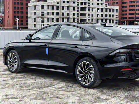 2025�� 2.0T ���ݻ춯��