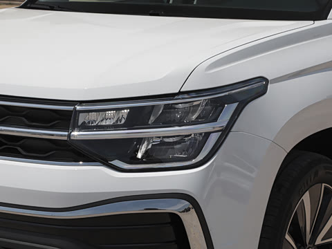 2025�� 300TSI ������°�