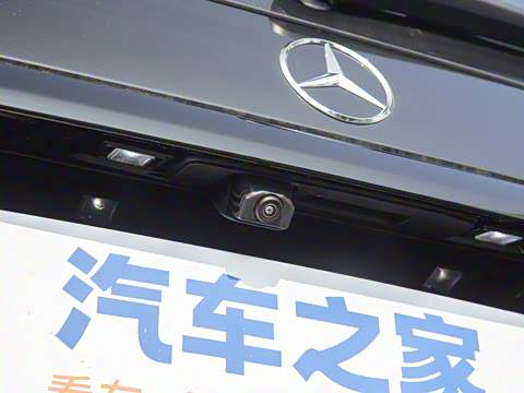 2025�� GLC 300 L 4MATIC ������ 7��