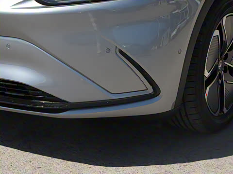 2025�� 735MAX 160kW