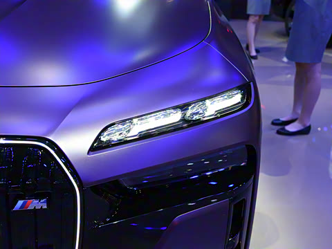 2023�� M760Le xDrive