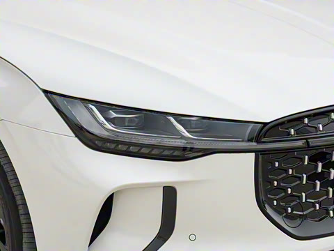 2025�� 2.0T ���л춯��