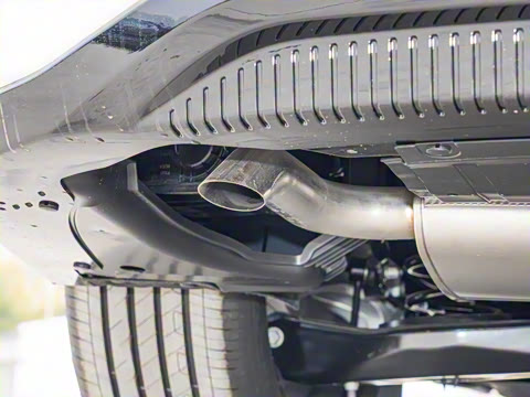 2025�� 2.0T ���л춯��