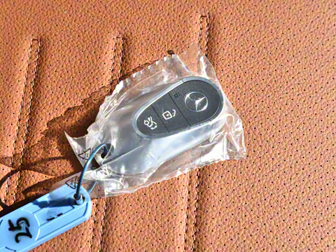 2025�� �Ŀ� GLC 260 L 4MATIC ������