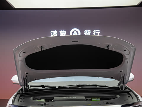 2025�� ���� Ultra�� 53.4kWh 6����