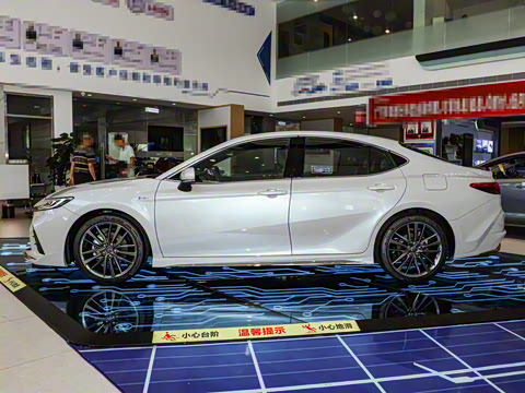 2024�� ˫�� 2.0HXS �˶�Plus��