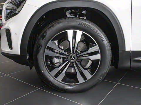 2024�� �Ŀ� GLB 200 ������