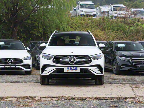 2025�� GLC 300 L 4MATIC ������ 5��