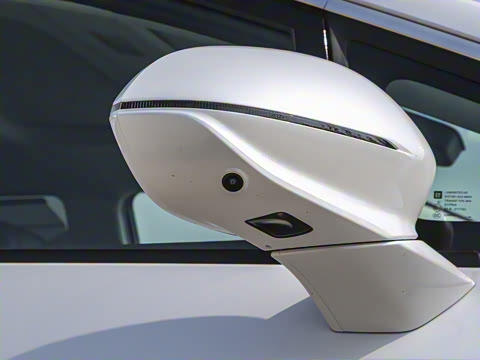 2025�� 2.0T ����������