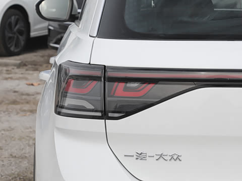 2025�� 300TSI DSG���������