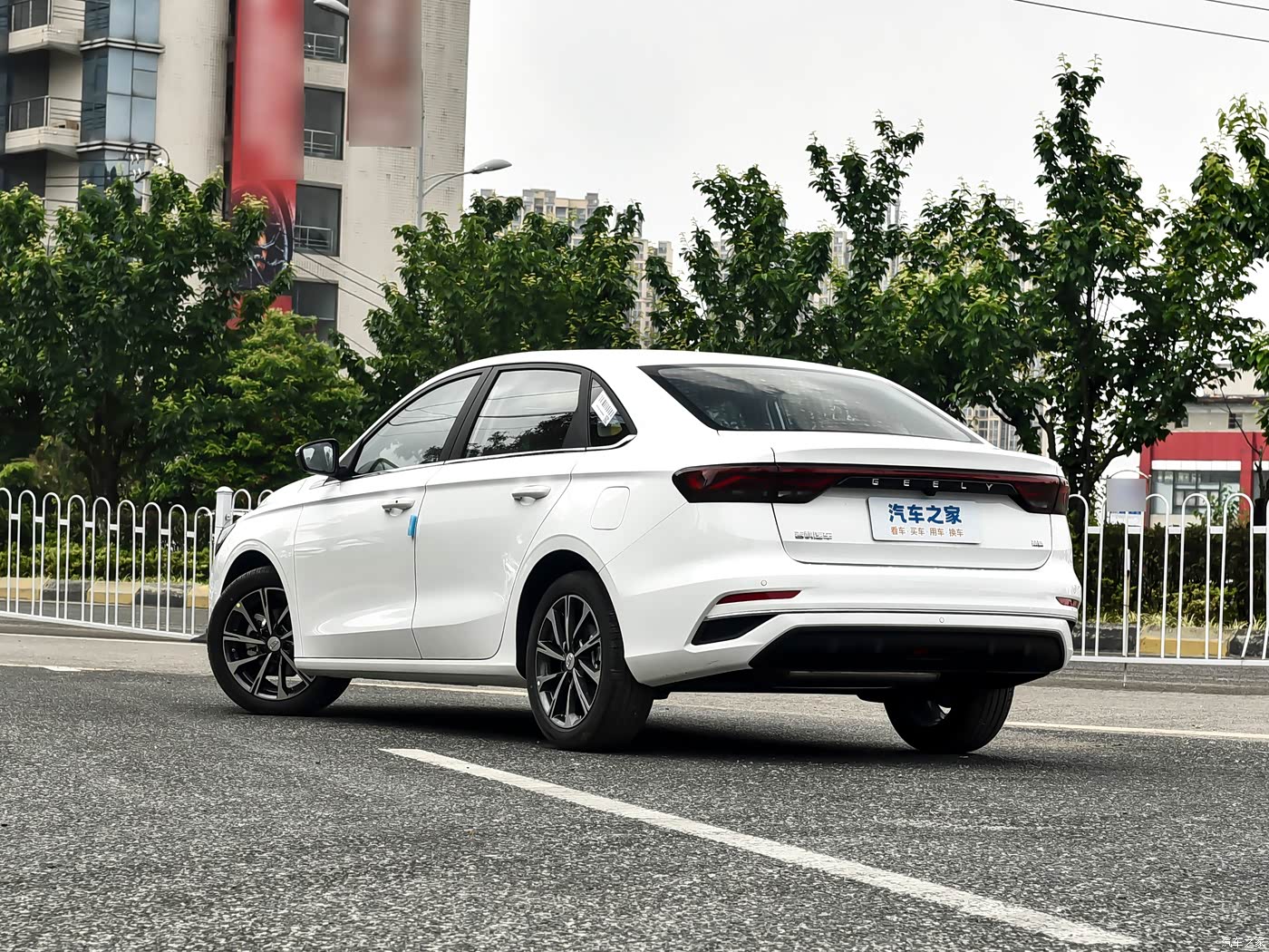 汽车之家>汽车图片>吉利汽车>帝豪>2025款第4代1.