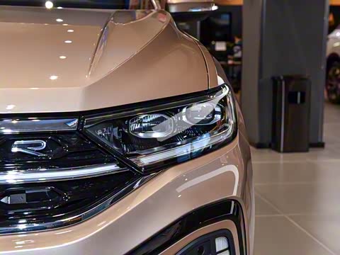 2025�� 300TSI DSG���������