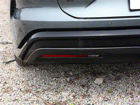 2025�� EV 701KM�����״�������