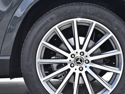 2025�� GLS 450 4MATIC ������