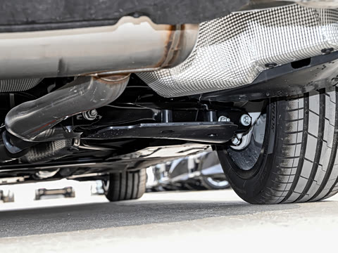 2025�� 325i M�˶���װ