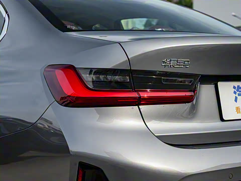 2025�� 325i M�˶���װ