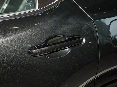 2025�� 300 ����������