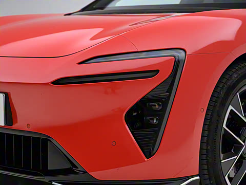 2025�� Ultra�����