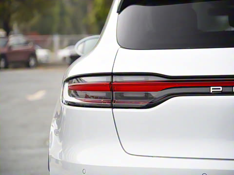 2025�� Macan 2.0T ���ΰ�