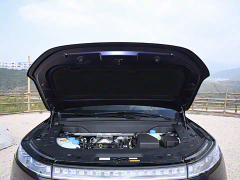 2025�� 210Ultra���̰� 5��