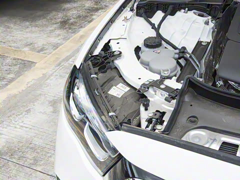 2024�� �Ŀ� E 300 L ʱ����